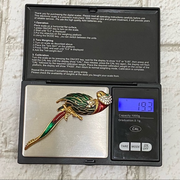 Vintage Unsigned Enamel Parrot Bird Brooch NOS - Picture 7 of 13